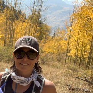 Meet your Posher, Leanne